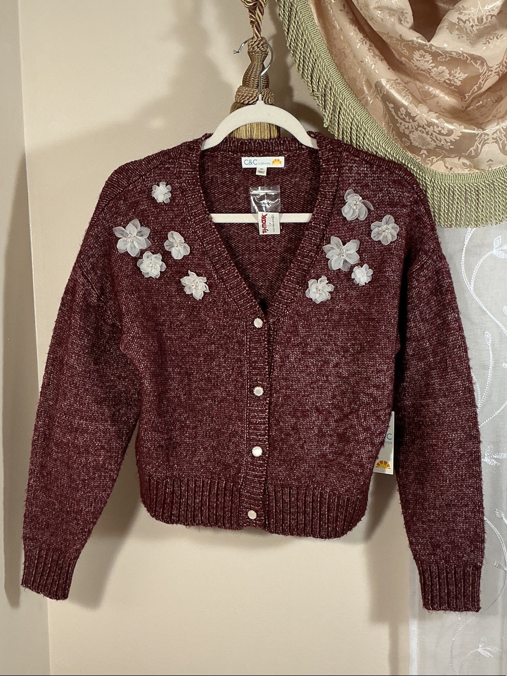 NWT C&C California Maroon Floral Appliqué Button Down Cardigan Size M Soft Cozy